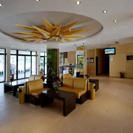 Great With One Bedroom In Royal Sun Apartament